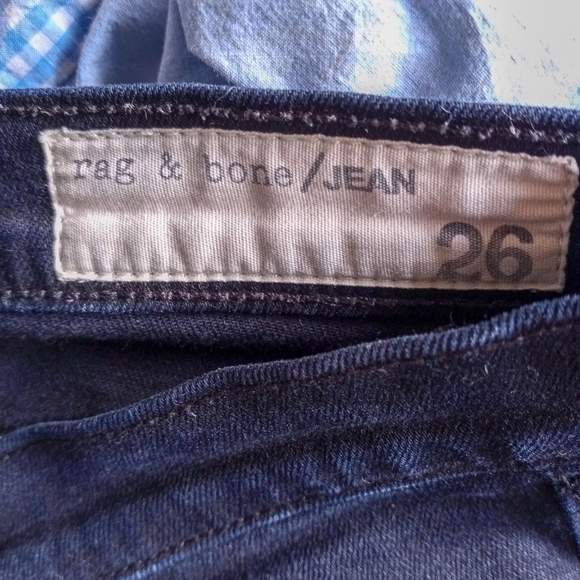 Final Sale - RAG & BONE Cate Mid-Rise Skinny Jeans in Coal - Picture 6 of 6